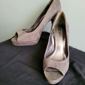 Grey suede peep toe pumps